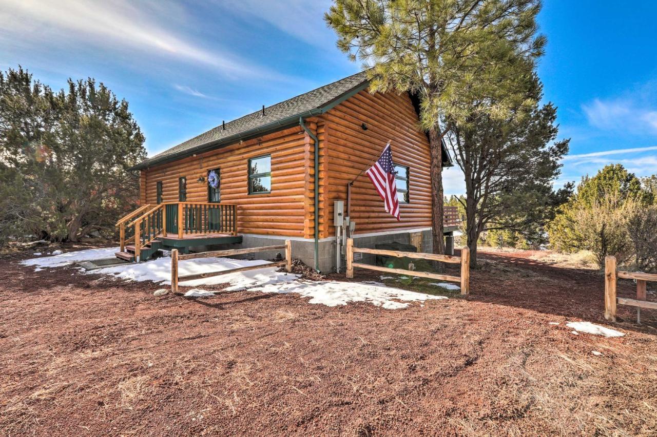 Quaint Williams Cabin Near Grand Canyon Экстерьер фото