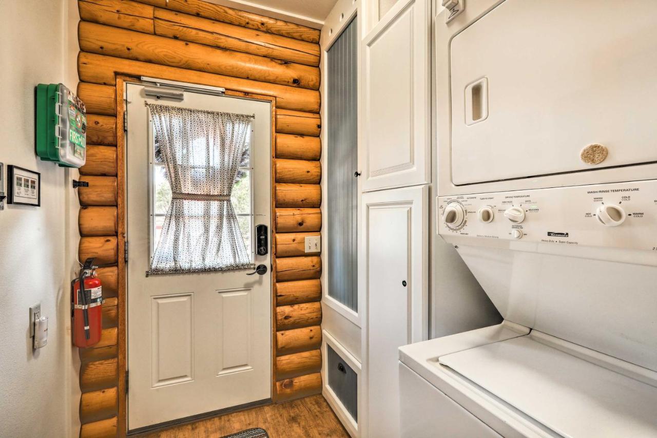Quaint Williams Cabin Near Grand Canyon Экстерьер фото