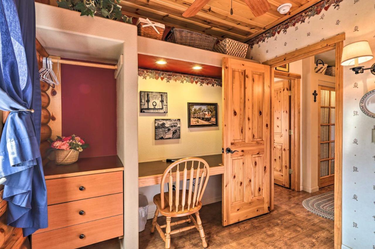Quaint Williams Cabin Near Grand Canyon Экстерьер фото